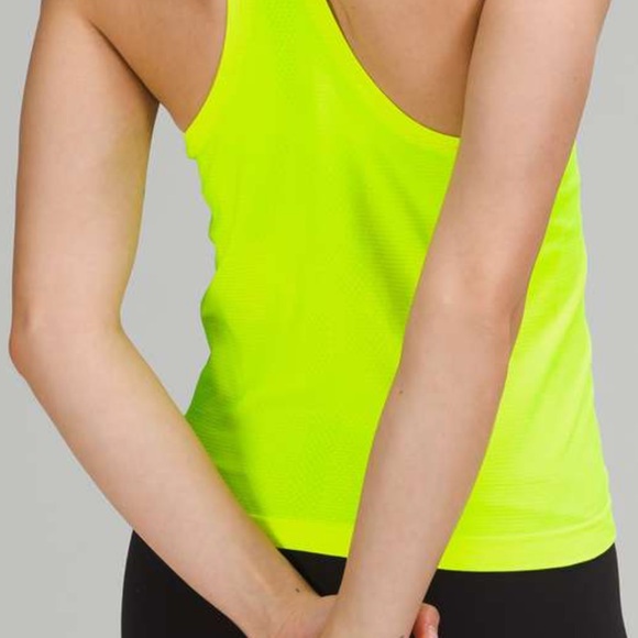 Lululemon Athletica High Neck Tank 2.0 - neon yellow highlighter yellow - Picture 3 of 6